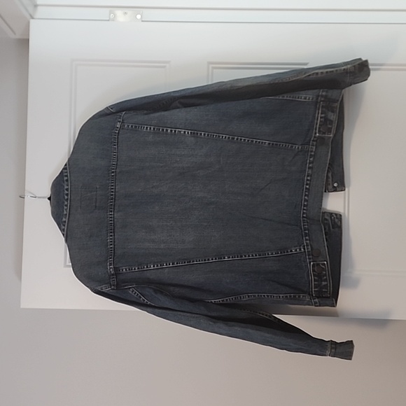 MENS GAP JEAN JACKET - Picture 3 of 3